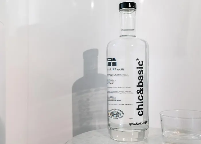 Chic&Basic Tokyo Hoose Oporto